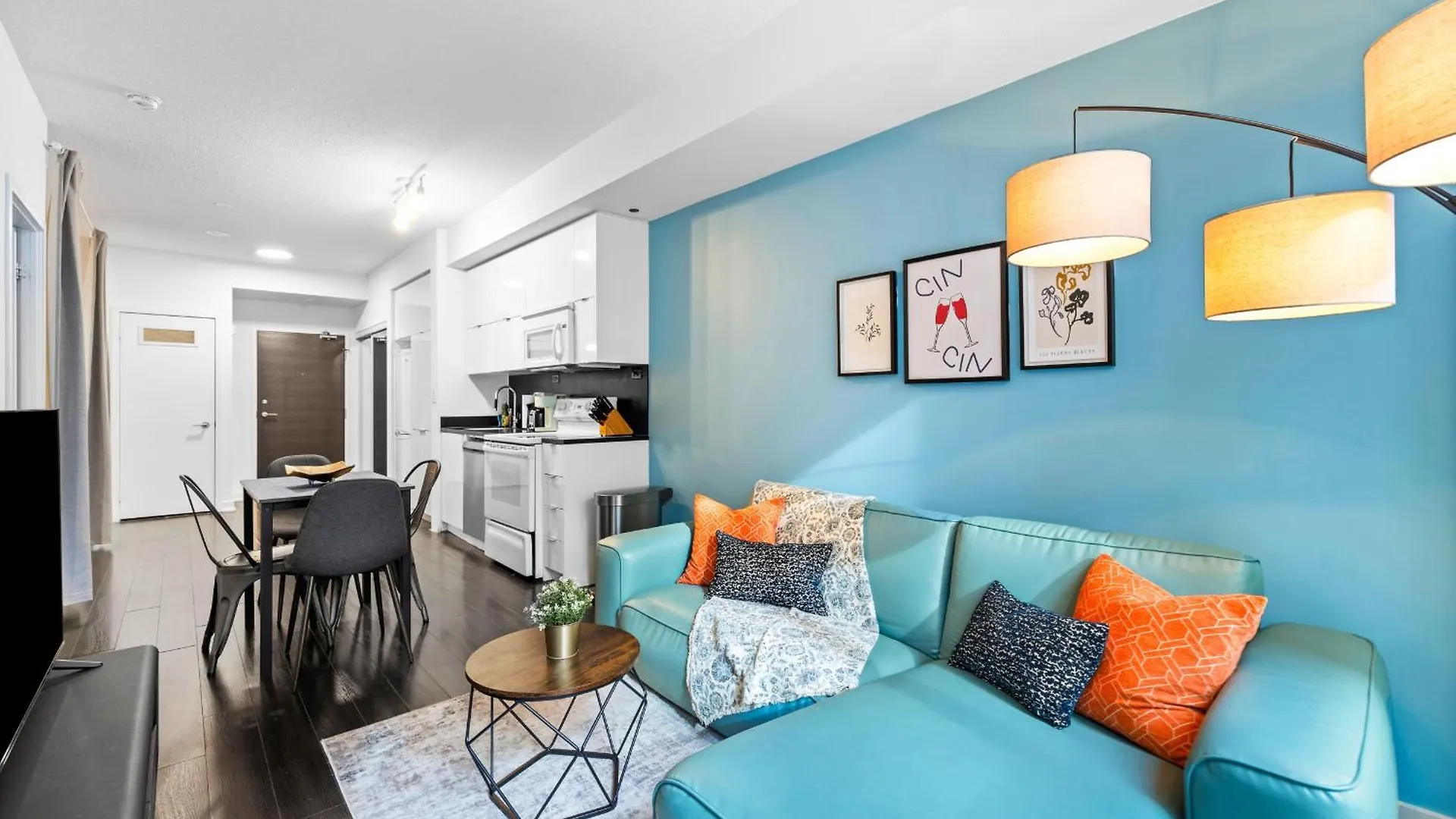 アパート Charming 2Br Condo Near Cn Tower & Harbourfront トロント カナダ