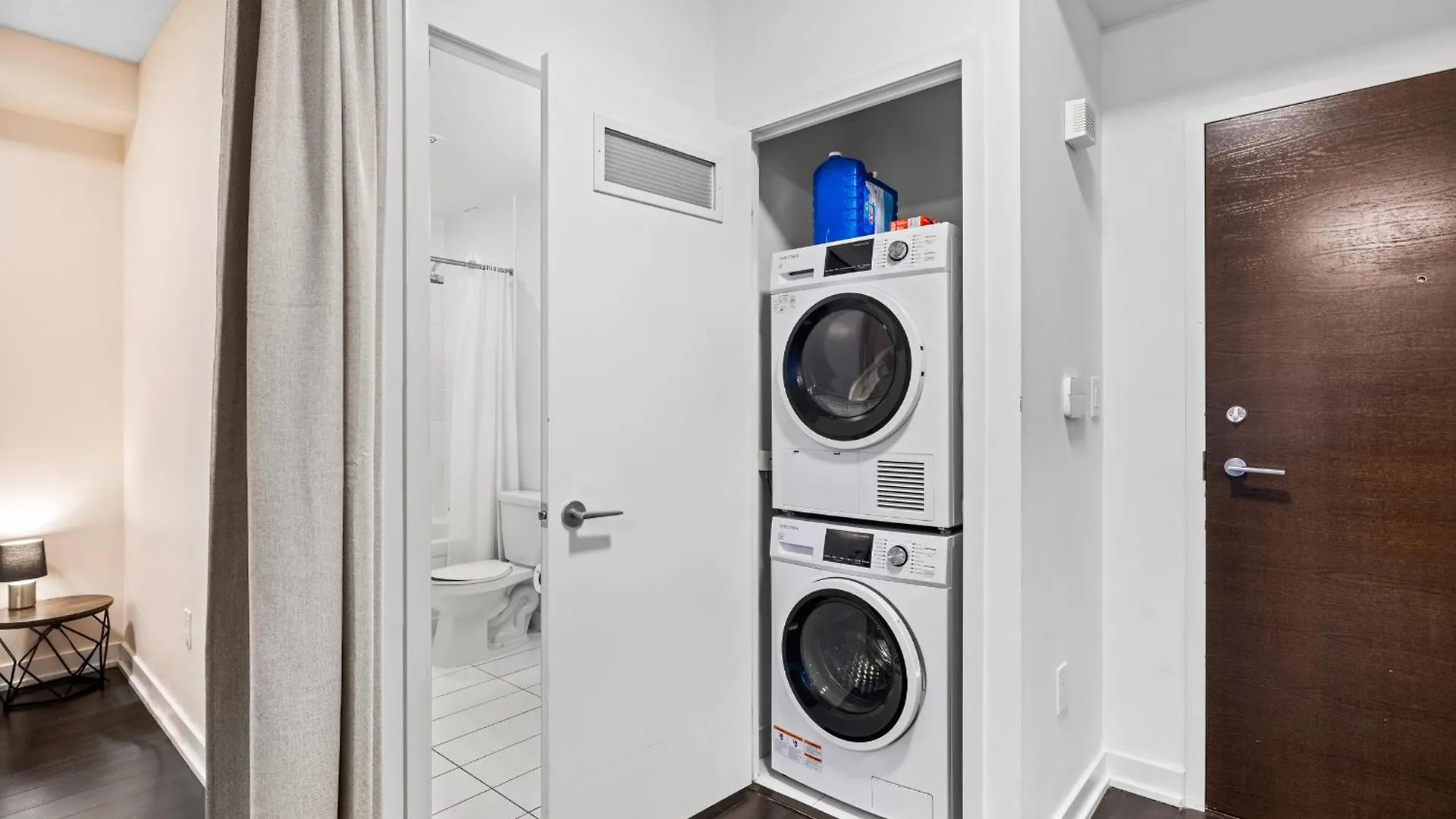 アパート Charming 2Br Condo Near Cn Tower & Harbourfront トロント